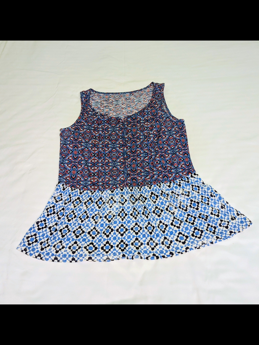 Source Unknown Navy and Light Blue Mixed-Print Sleeveless Tank
